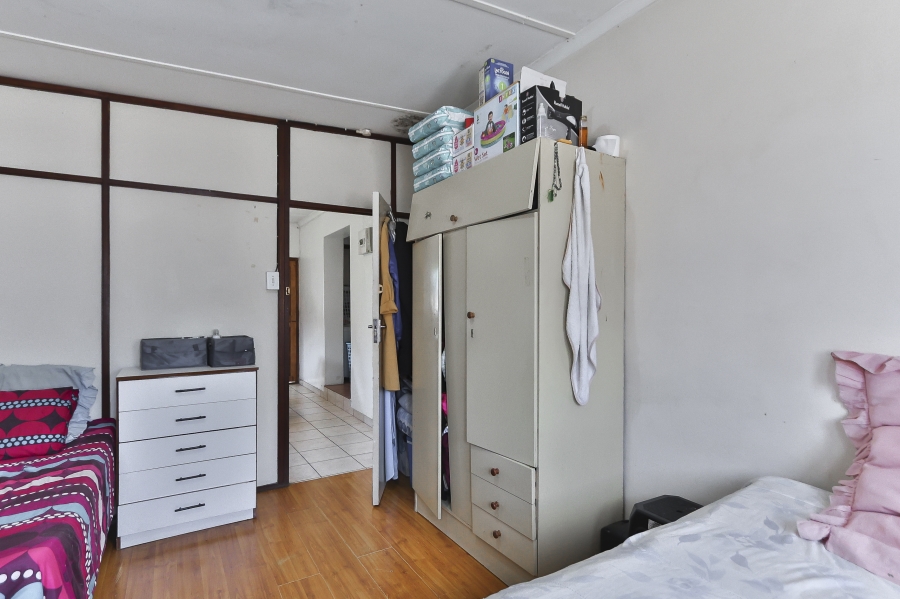 2 Bedroom Property for Sale in Gustrouw Western Cape